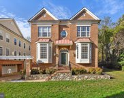 1863 Amberwood Manor   Court, Vienna image