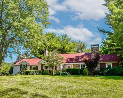 1654 Coventry Road NE, Massillon