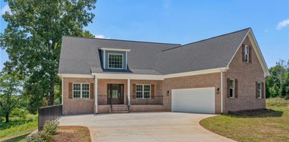 106 Eagle's Landing Lane, Mocksville