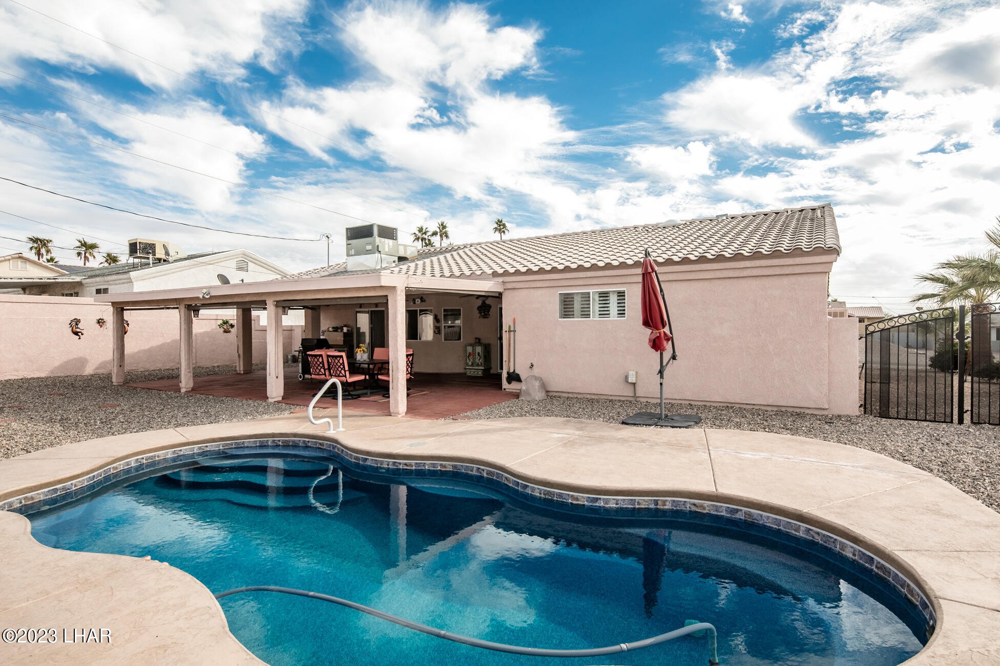 3617 Outpost Dr Lake Havasu City MLS 1028323 Call Text   4d5bf94e9bf0d22fe4335a960e450b1f 