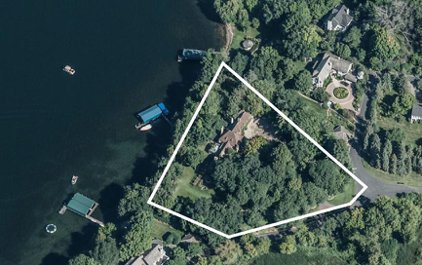 2600 Spirit Knob Road, Woodland