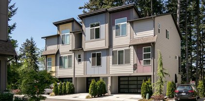 13724 Ash Way Unit #D2, Everett