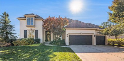 8155 Westlake Drive, Parkville