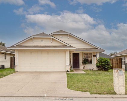 926 Crested Point Drive, College Station