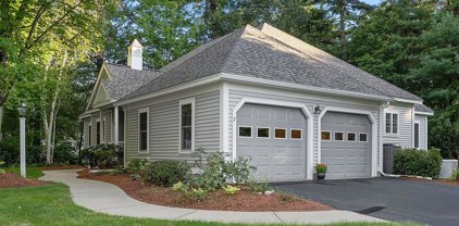 2 Duck Pond Lane, Merrimack