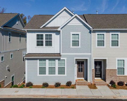 612 Amalfi  Drive Unit #63, Davidson