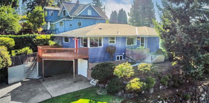 4919 SW Stevens Street, Seattle