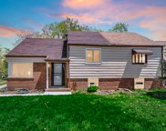 9823 S Oglesby Avenue, Chicago image
