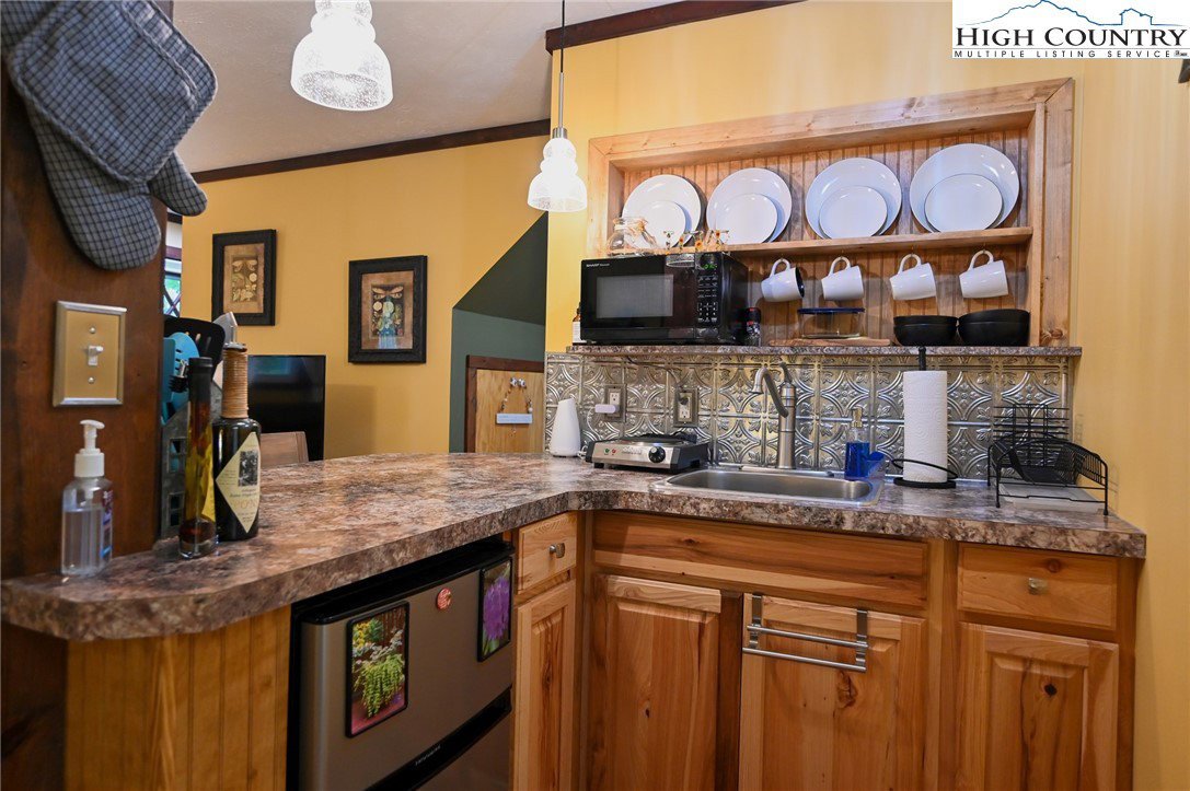 1940 Hardin Road, Boone, 28607