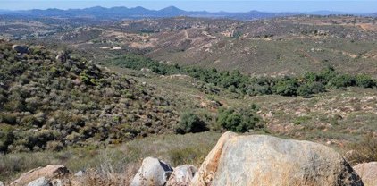 Sunshine Valley, Ramona