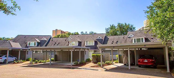 Gloucester Terrace Condos for Sale in Kingston Plantation