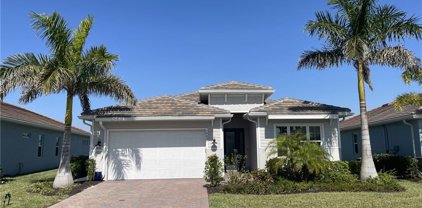 14497 Stern  Way, Naples