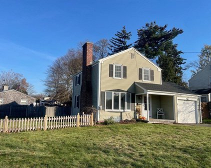 133 Harmon Ave, Springfield