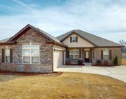 48 Knotting Hill Dr, Fayetteville image