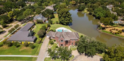 3647 Robinson Road, Missouri City