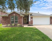 2022 Sandy Bank Lane, Pearland image
