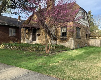 3532 Oak Avenue, Brookfield