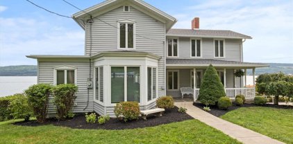 75 Salt Point  Road, Reading