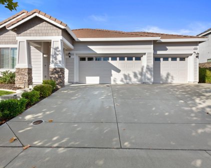 3001 Oak Trail Way, Roseville