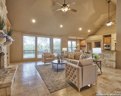228 Bentwood Dr, Spring Branch