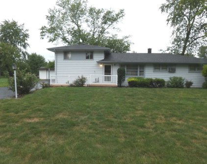 2N120 Edgewood Avenue, Lombard
