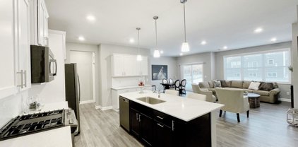 12465 Waterside Court, Rogers