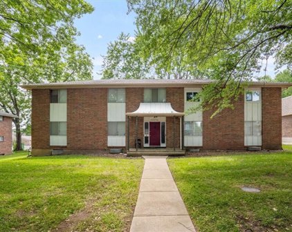 8020 Campbell Street, Kansas City