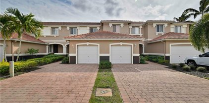9726 Roundstone  Circle, Fort Myers
