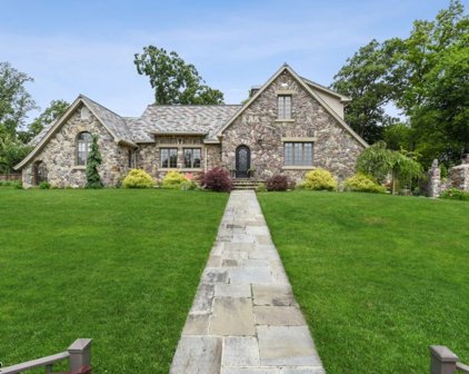 1032 Prospect Ave, Mountainside Boro