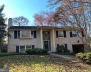 11521 Vale Rd, Oakton image