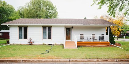 1714 2nd Place NE, Jamestown