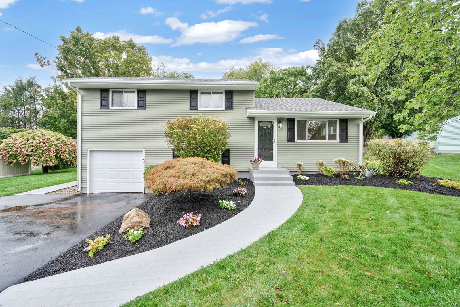 20 Robert Dr, South Windsor, 06074