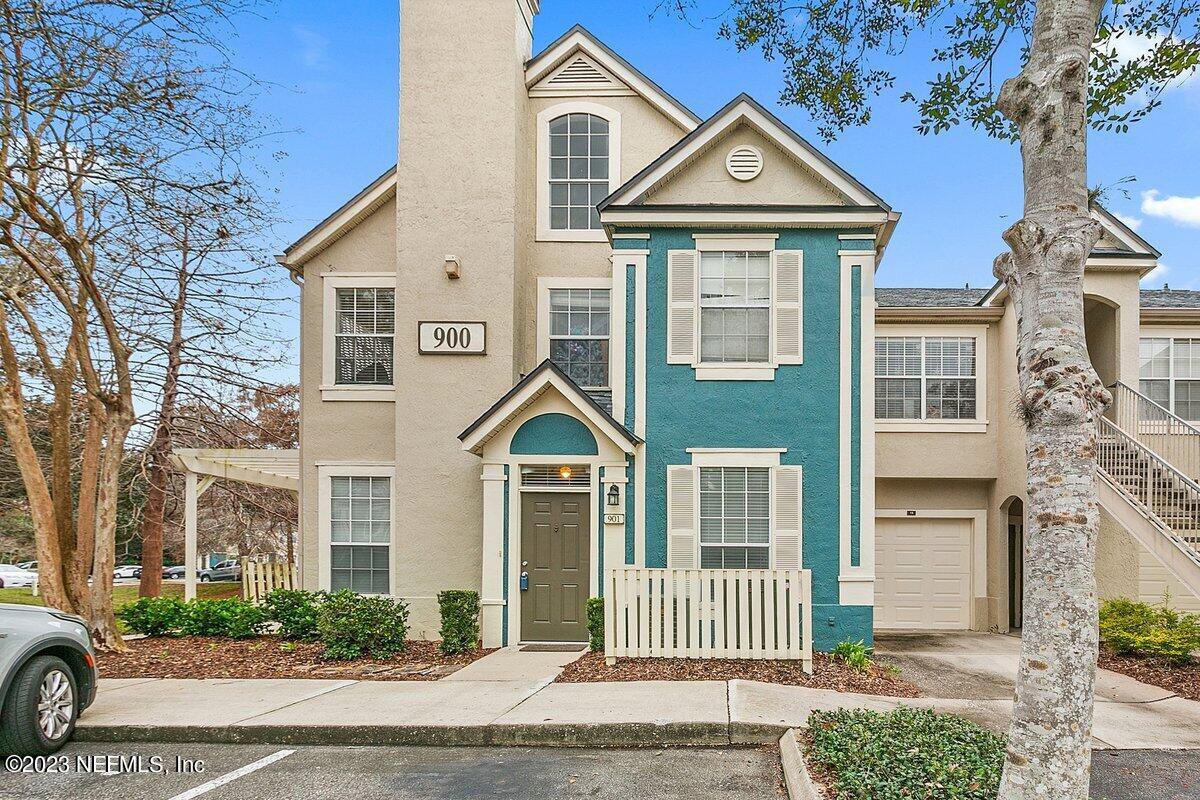 13700 Richmond Park Drive N Unit 901, Jacksonville, 32224