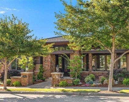 3334 NE Harrison Street, Issaquah