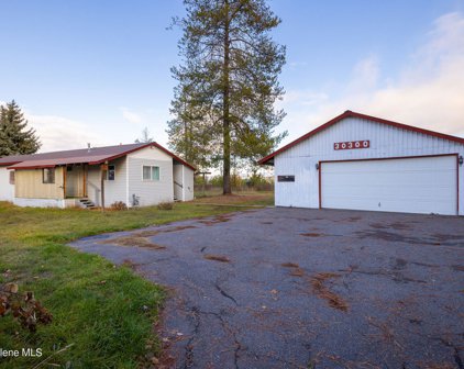 30300 DAVIS, Athol