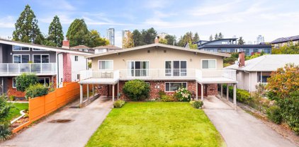 6593 Dufferin Avenue, Burnaby