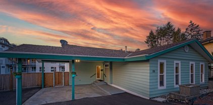 171 Edward Crescent, Port Moody