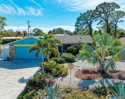 324 Aurora Street E, Venice