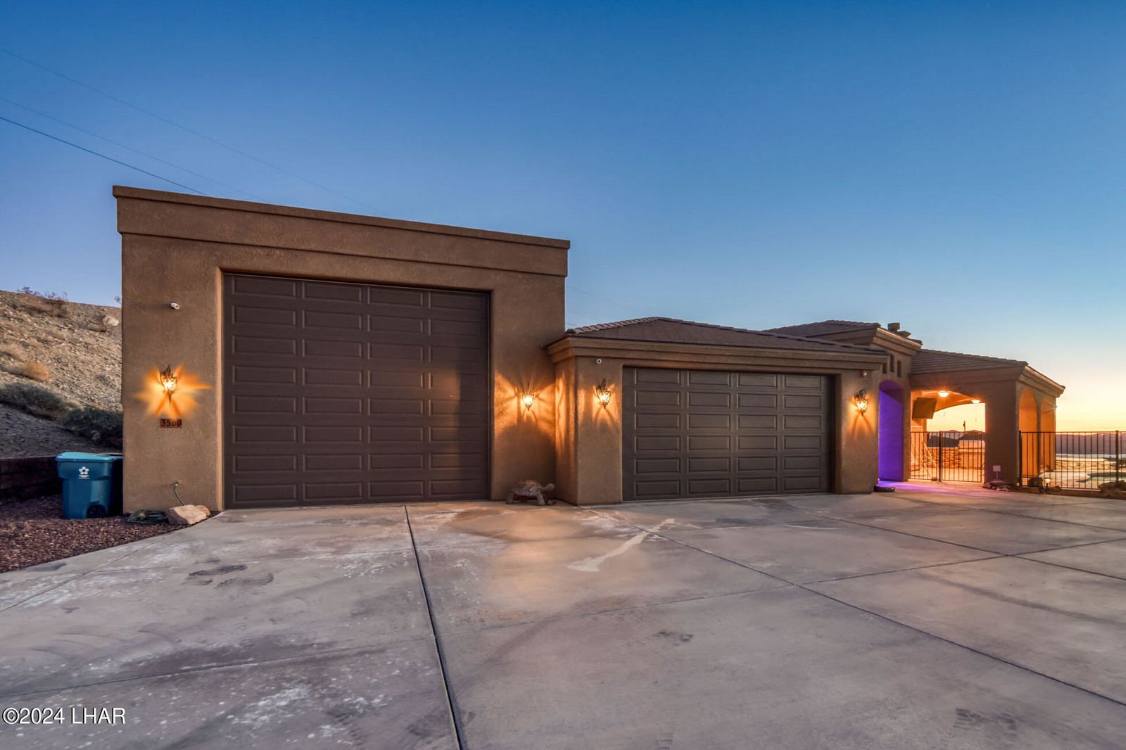 3560 Kicking Horse Dr, Lake Havasu City MLS 1028781 »» Call/Text