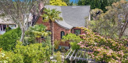 7018 Earl Avenue NW, Seattle