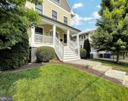 228 N Cleveland St, Arlington image
