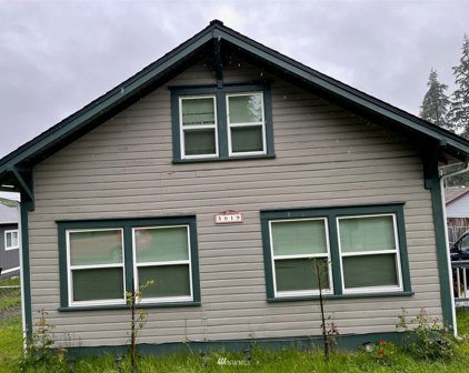 5919 Colby Avenue SE, Everett