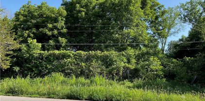 Mission Road, Leawood