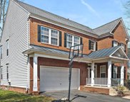 22891 Courtland Park Dr, Brambleton image