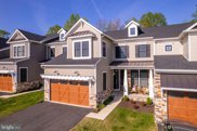 461 Barrows Sheef, Newtown Square image