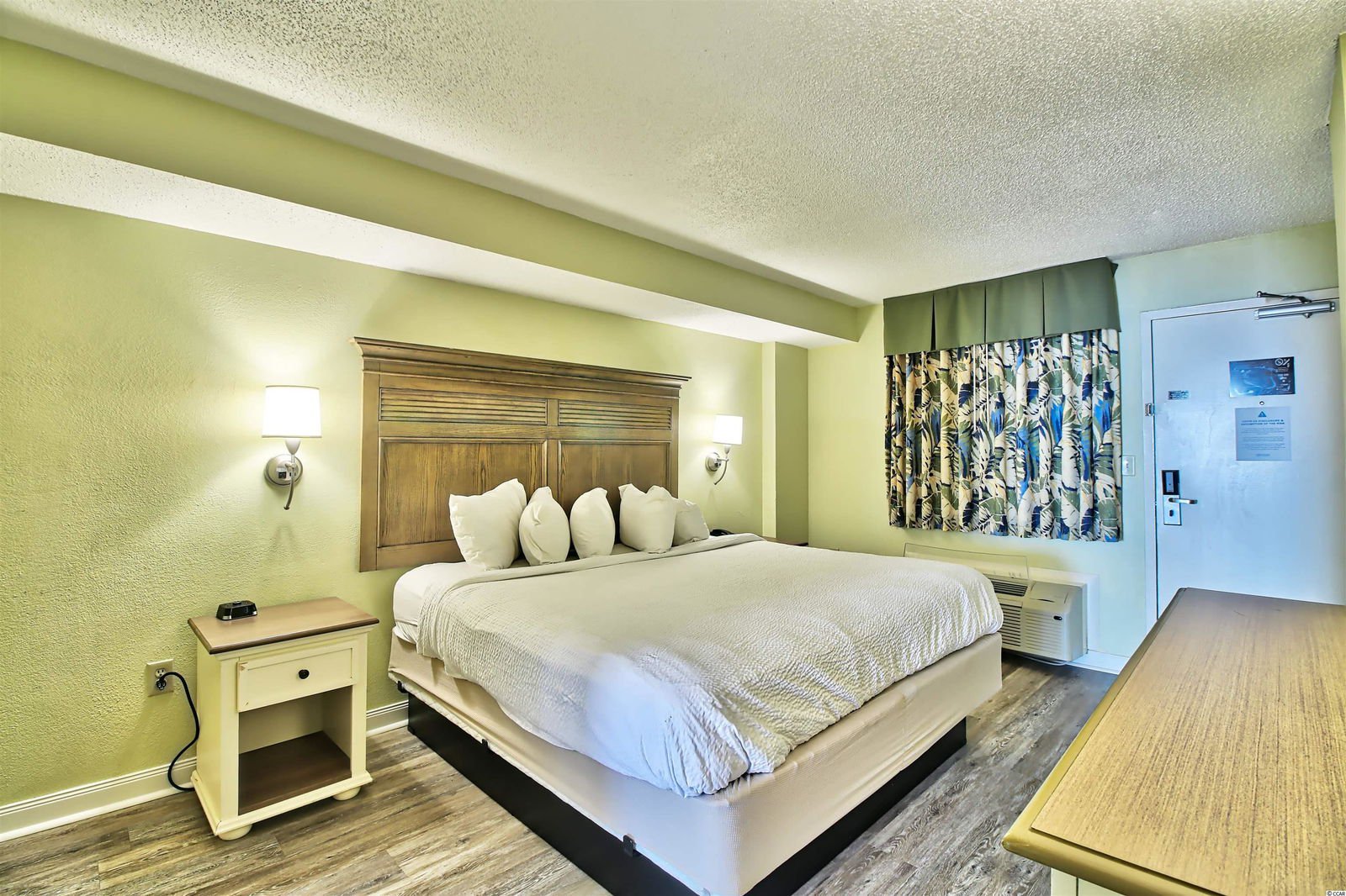 MLS 2203058 Compass Cove Pinnacle Oceanfront Tower 2401 S Ocean Blvd