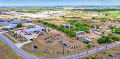 4231 S Flores Rd, Elmendorf