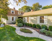 10 Oakcrest Dr, Westfield image