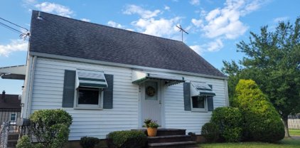 306 Cook Ave, Middlesex Boro