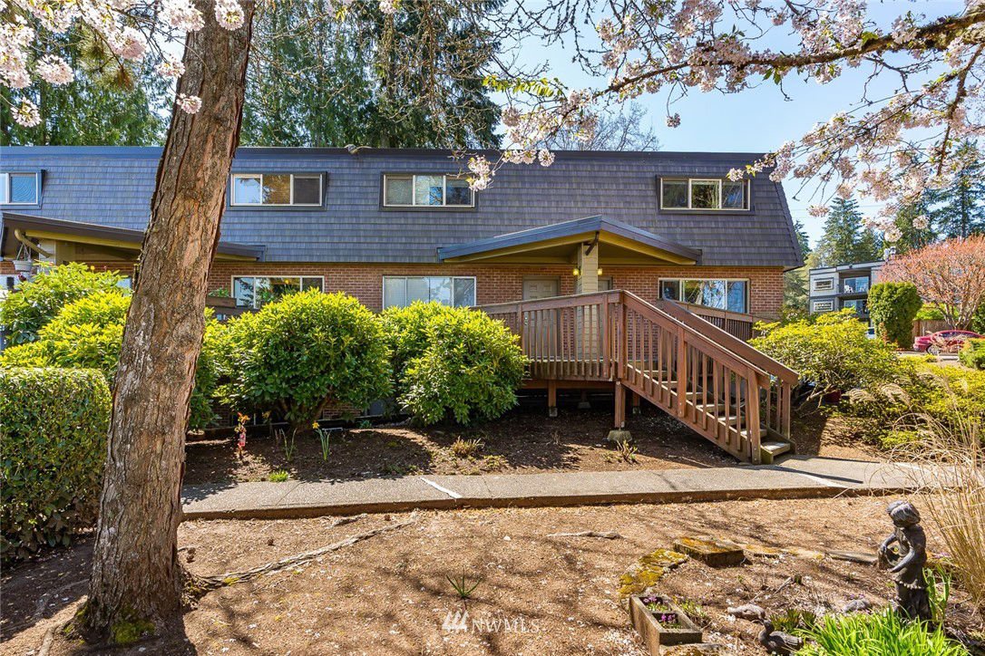 3834 175th Avenue Unit G11, Redmond, 98052